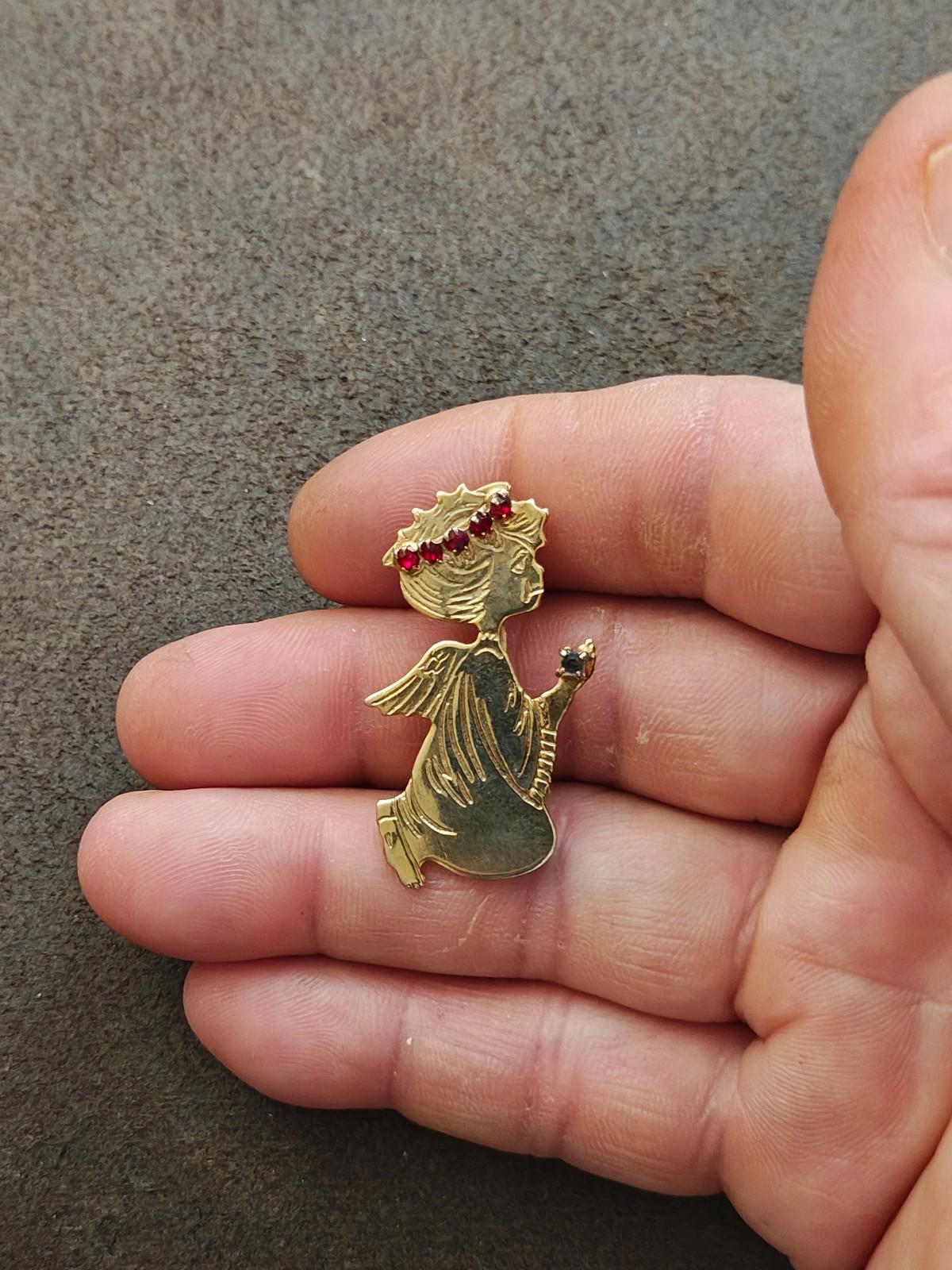 1950s/60s Gold Tone  Kneeling Praying Angel With a Red Rhinestone Halo Brooch
