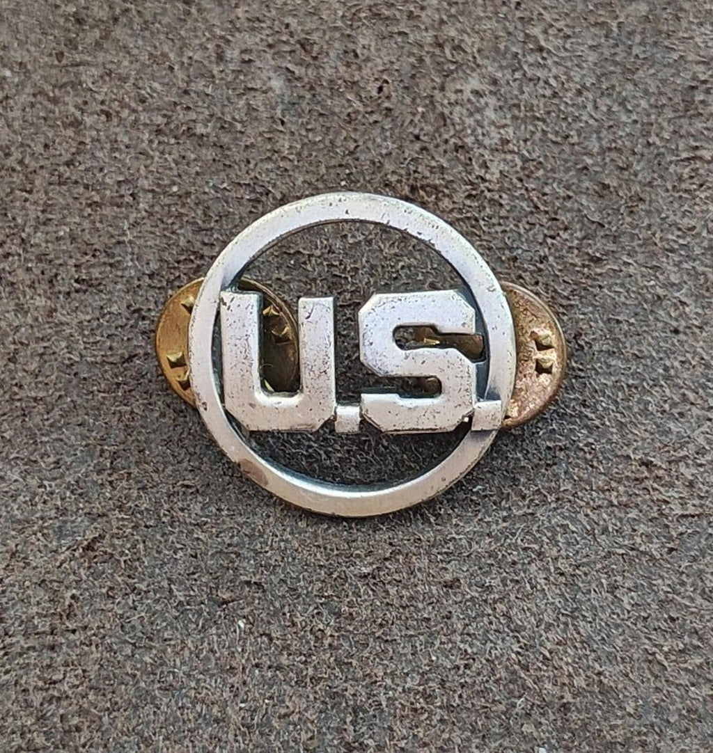 1940s World War 2 US Military Silver Tone Metal U.S. Initials Pin.