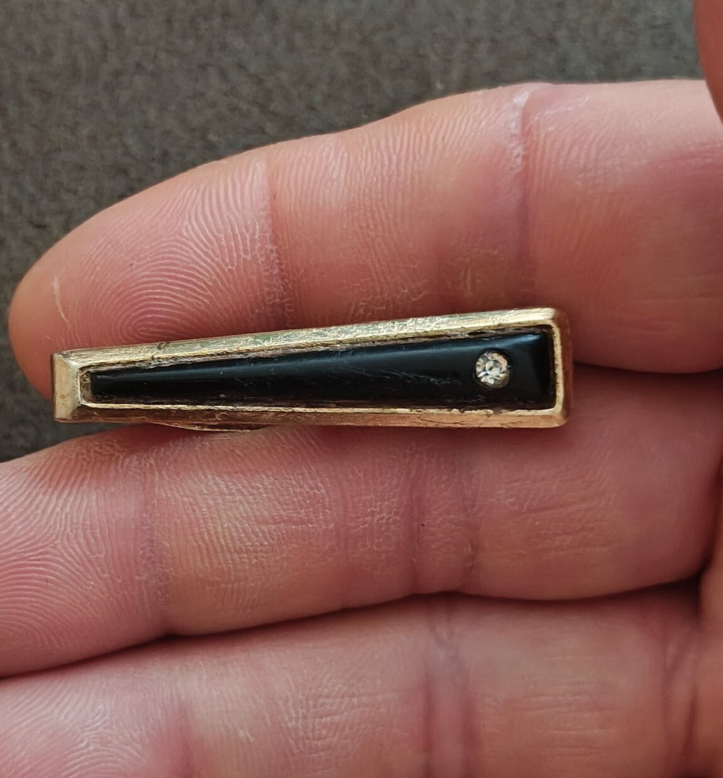 1950s/60 Gold Tone Tapered Black Inlay Tie Clip With Clear Faux Diamond Accent