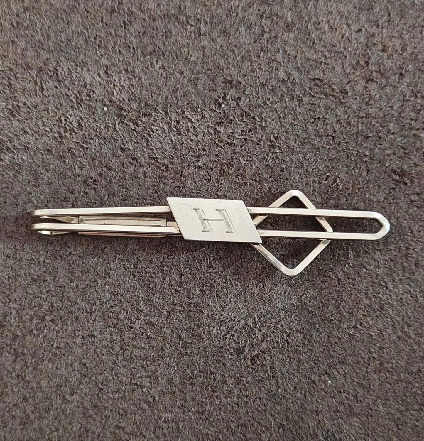 1950s/60’s Initial H Silver Tone Tie Bar Clip