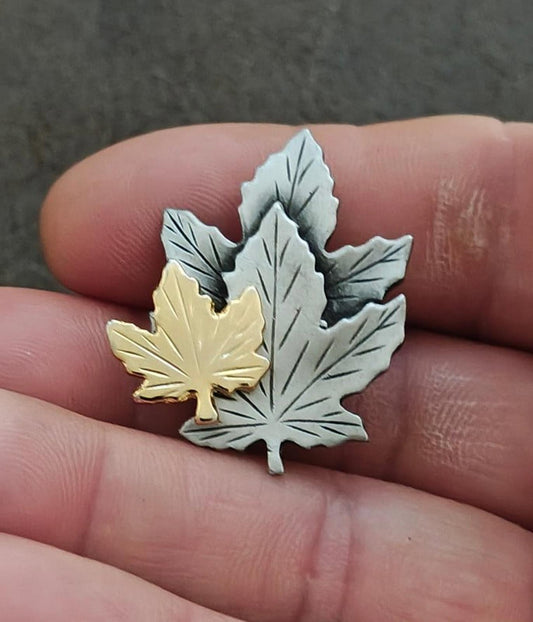 1950s/60s Signed Plume Canada Pewter and Gold Tone Maple Leaf Brooch Pin