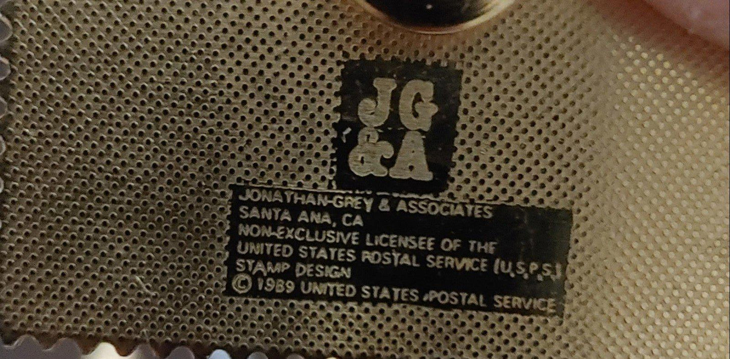 1989 Love USA 25 cent Lovebirds With Heart Stamp Enamel Pin