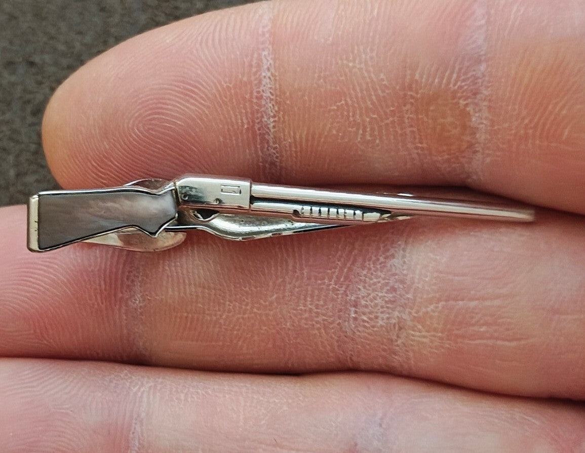 1950s Signed Swank Silver Tone Mother of Pearl Rifle/Shotgun Tie Bar Clip