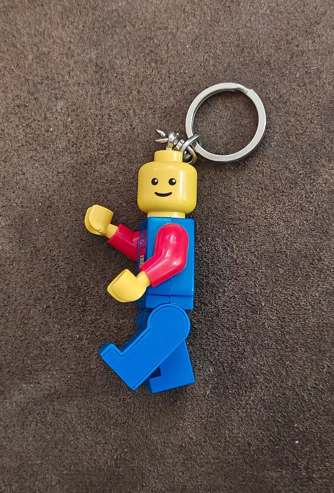 Rare 2009 LEGO Minifigure Key Light Keychain