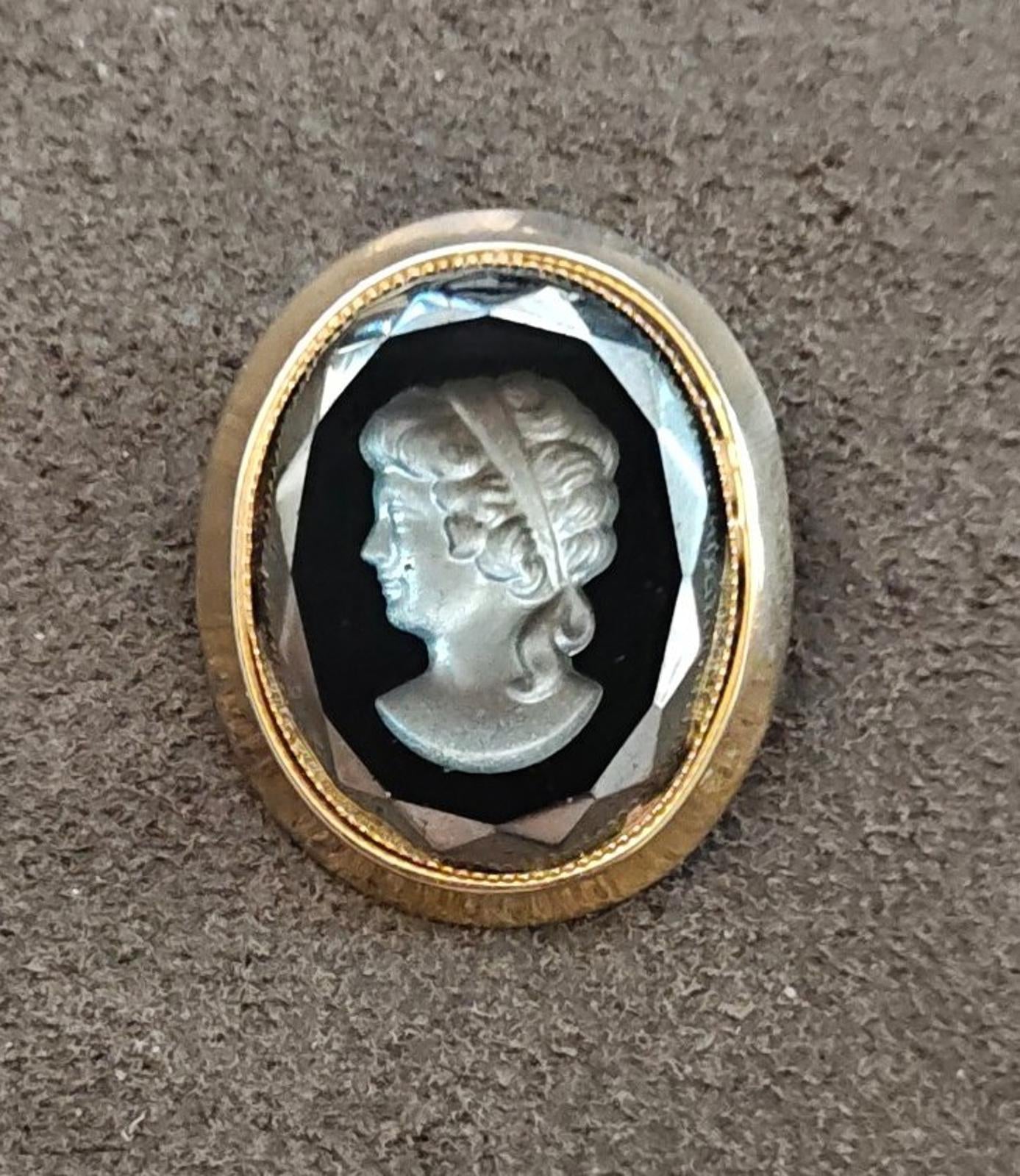 1950s Roman Revival Hematite Glass Reverse Intaglio Frosted Gold Tone Brooch
