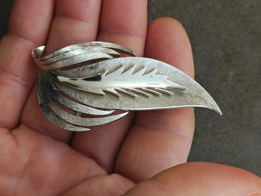 1950s/60s Silver Tone Crown Trifari Stylized Leaf Brooch