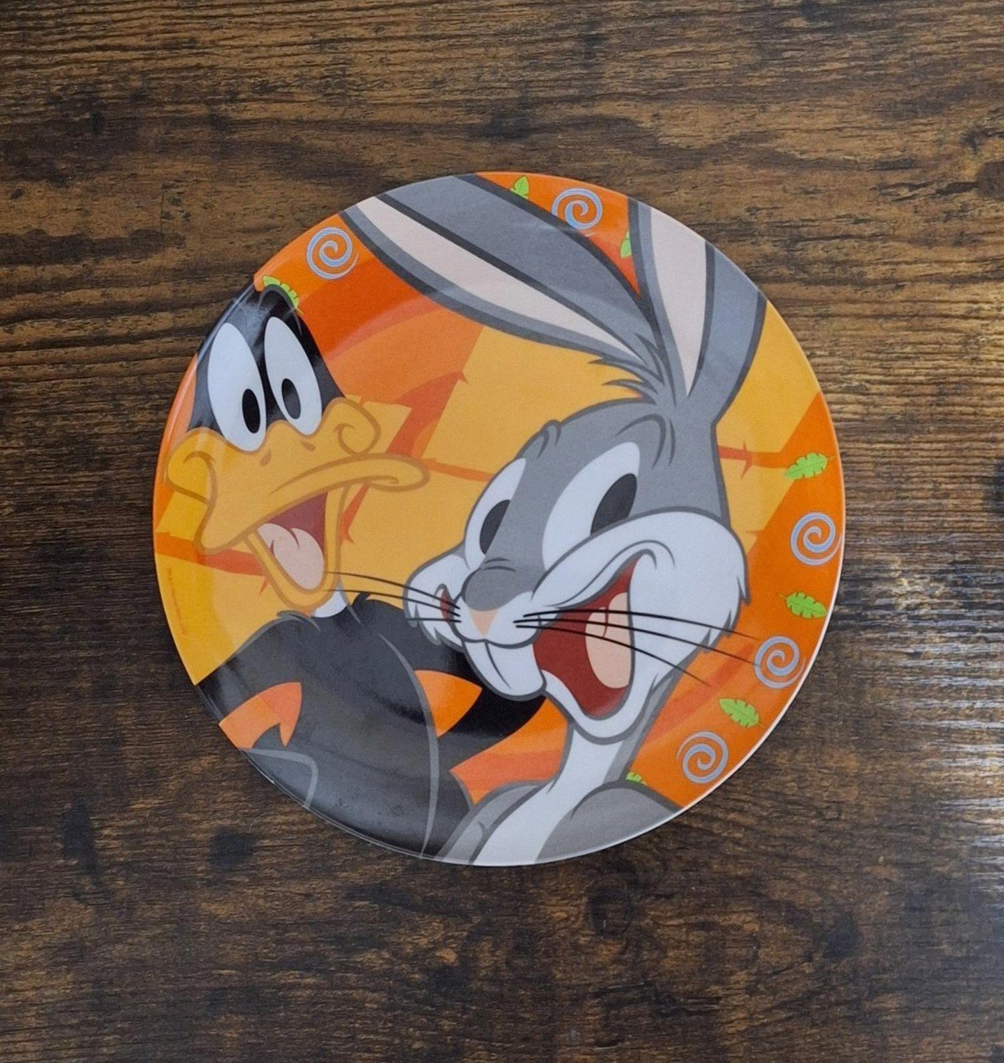 Cute & Colorful Looney Tunes Bugs Bunny & Daffy Duck Collectible Plastic Plate.