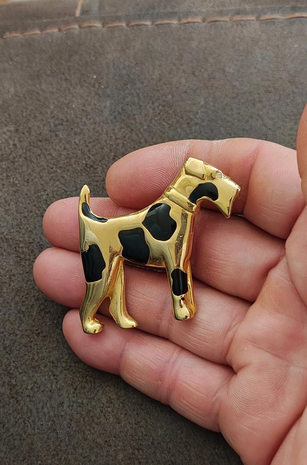 1970s Vintage Airedale Terrier Gold Tone Black Enamel With Rhinestone Eye Brooch