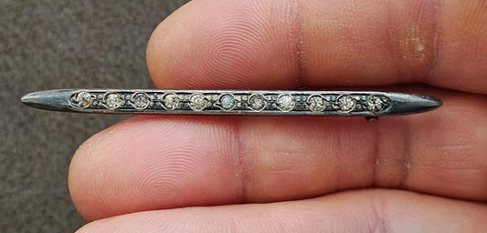 1900s Art Deco Edwardian Sterling Silver Bar With Clear Rhinestones Brooch