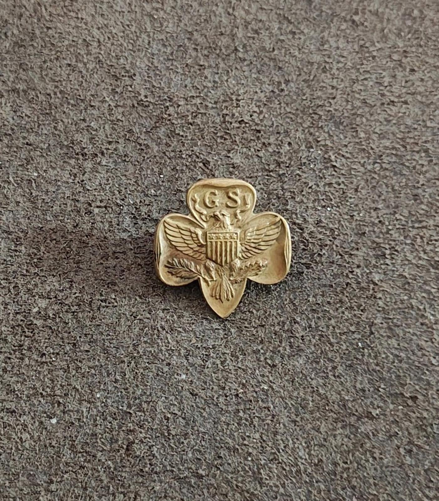 1960s Vintage Girl Scout Eagle Seven Arrows Gold Tone Pin/Brooch