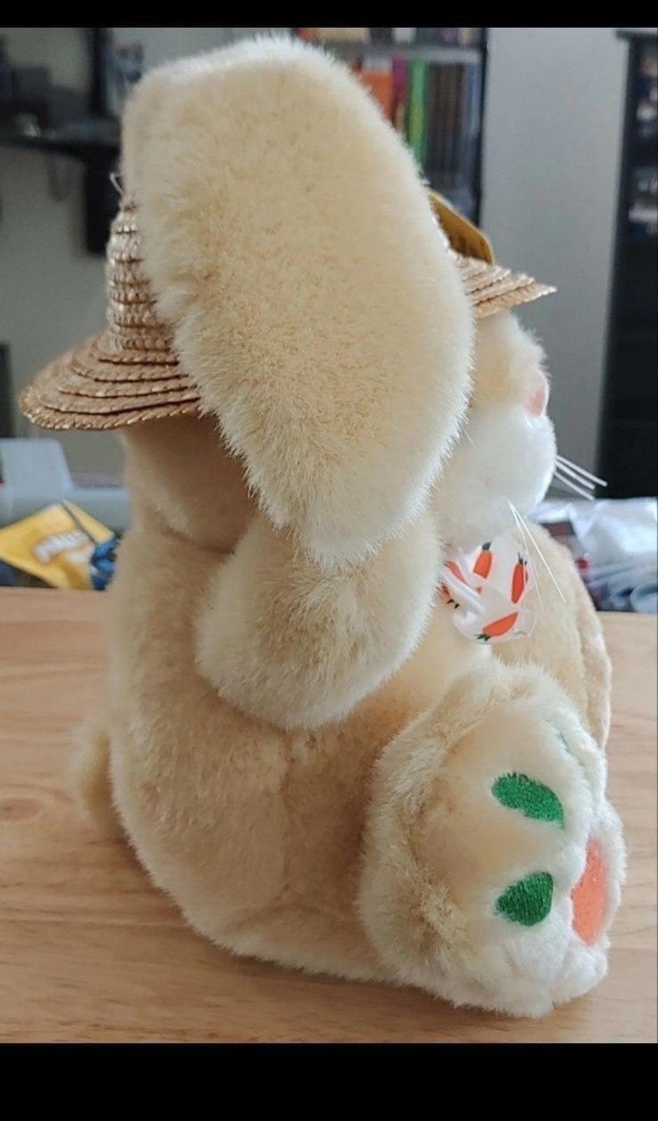 1996 Fiesta Toy Easter Bunny Plush
