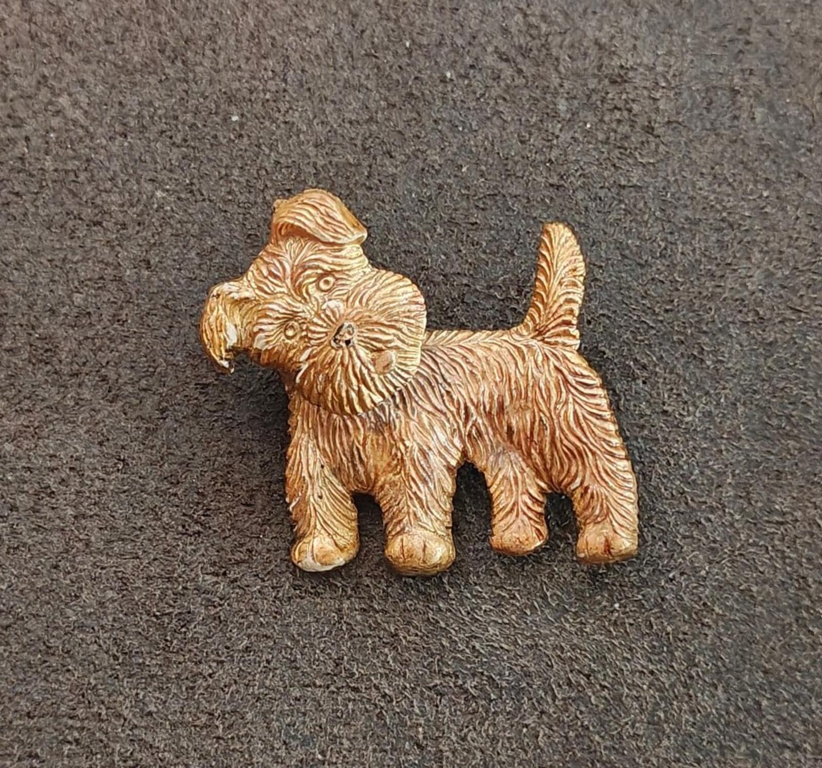 1940s/50s Articulated Head Molded Textured Terrier Brooch