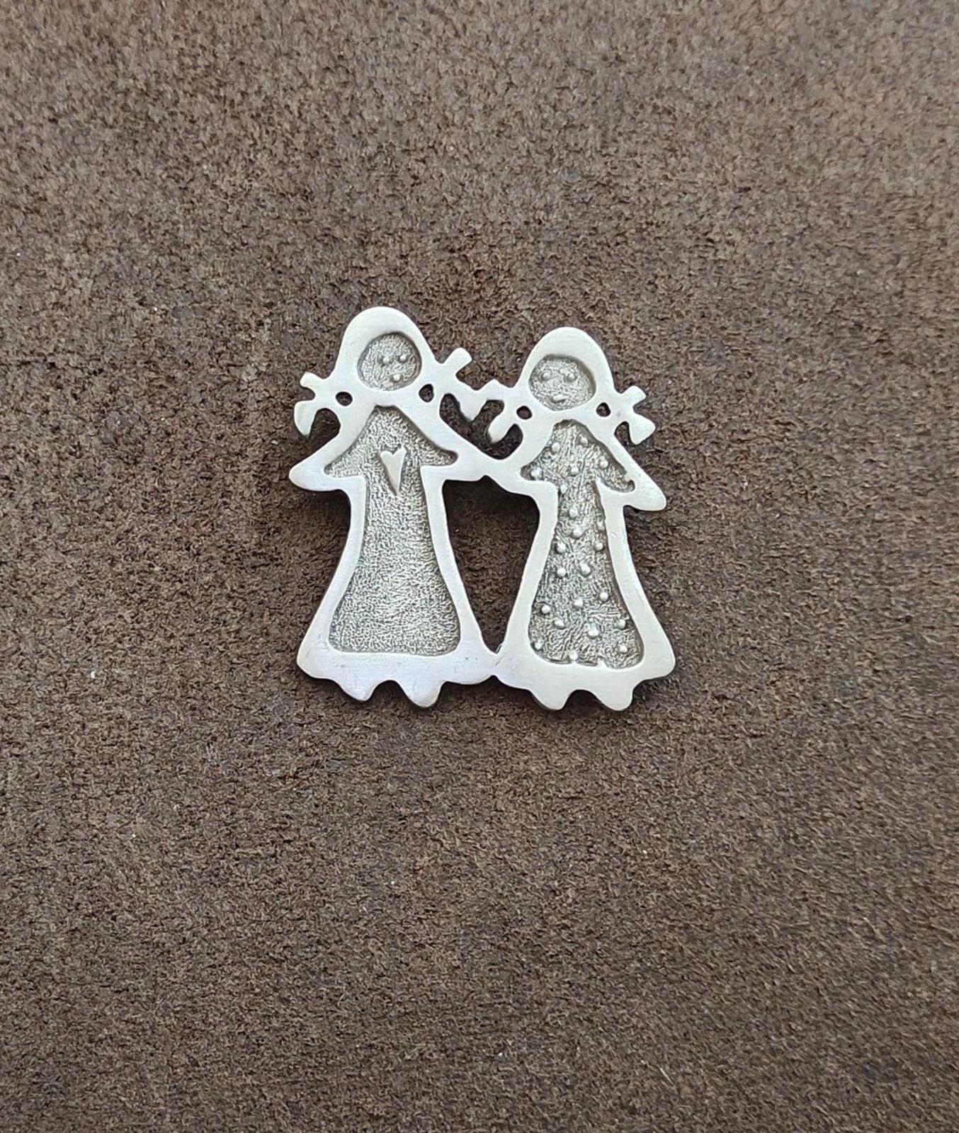 1990s Cynthia Webb "Kindred Spirits" Two Girls Holding Hands Pewter Pin