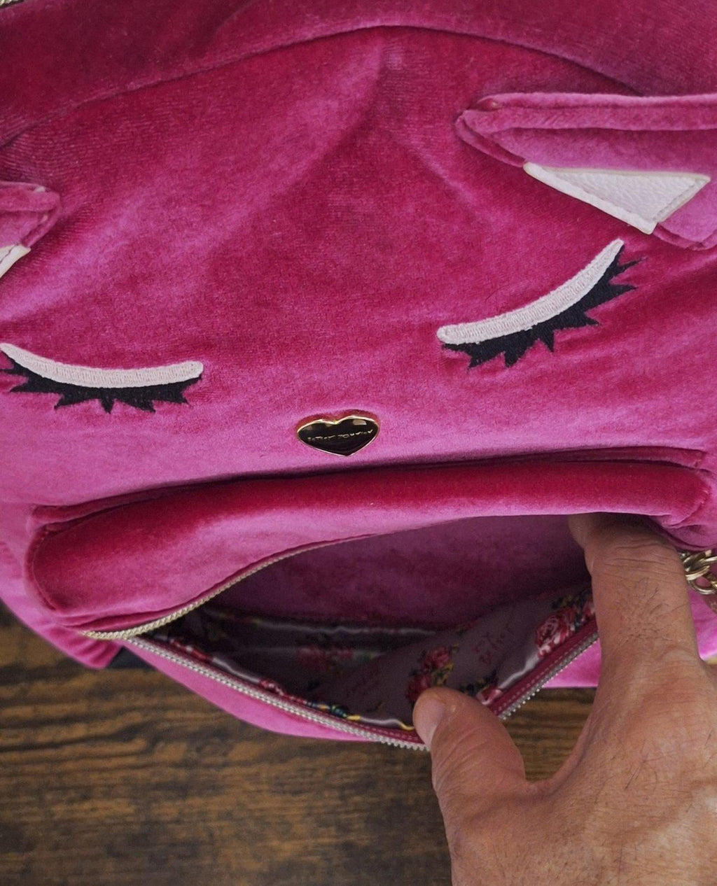 Adorable Betsey Johnson Hot Pink Velvet Cat Backpack Shoulder Bag Purse Design.