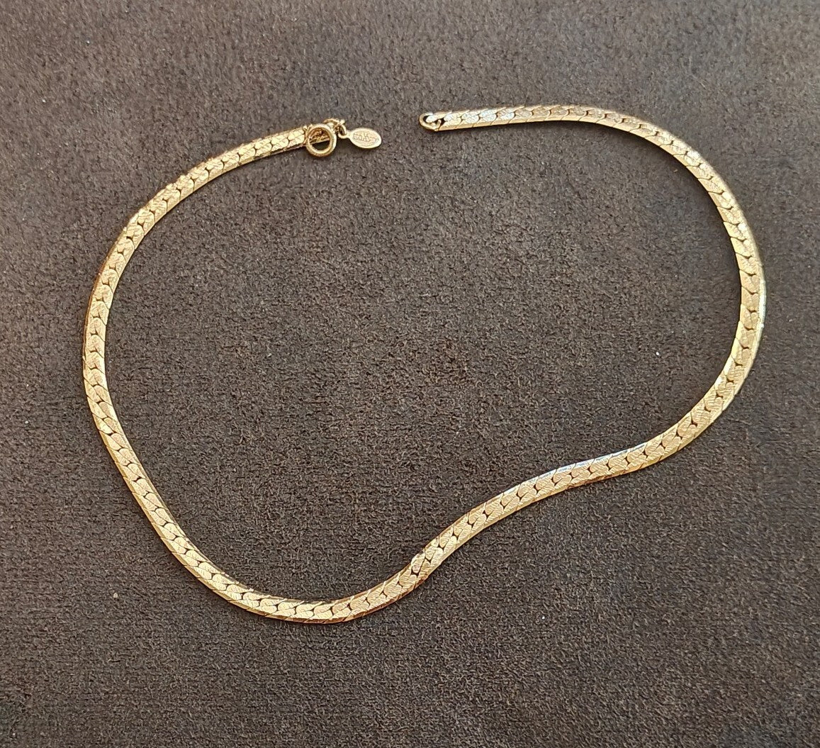 1970s/80s Signed Avon 15" Herringbone Necklace