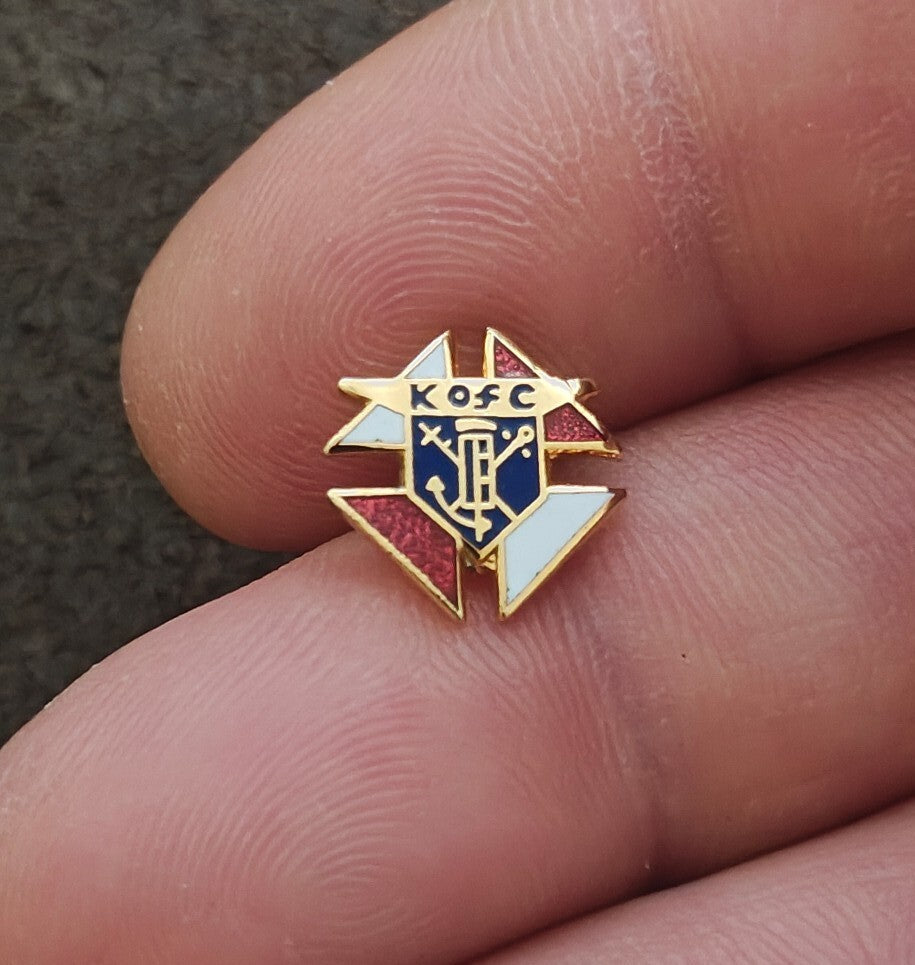 1980s Knights of Columbus On Official K of C Shield Emblem Gold Tone Enamel Pin