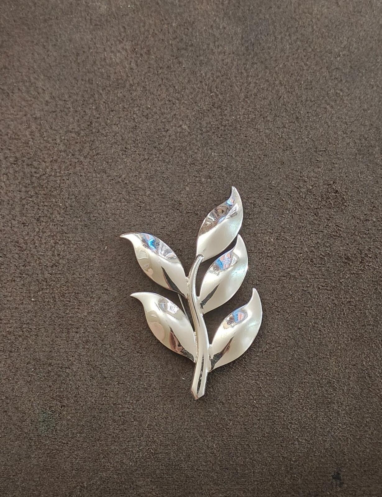 1960s Signed Monet Silver Tone  Modernist Stylized Leaf Brooch
