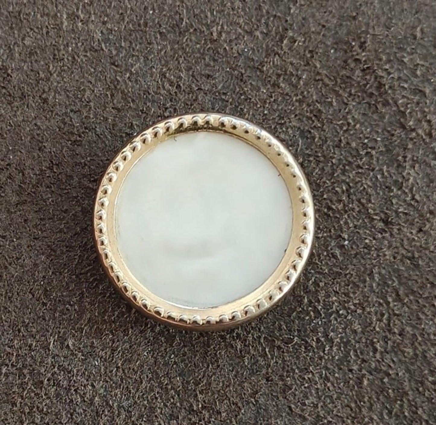 1950s General Manufacturing Co. Mother Of Pearl (MOP) Magnetic Seamstress Brooch