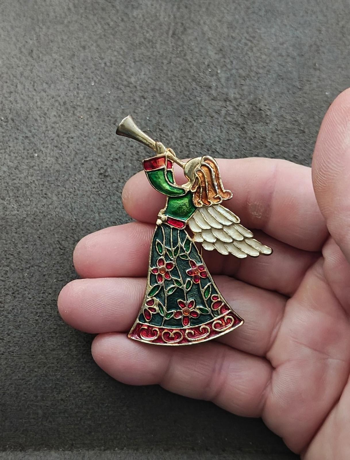 1980s Tanya's Creations Angel Blowing a Horn Gold Tone Enamel Brooch Pin