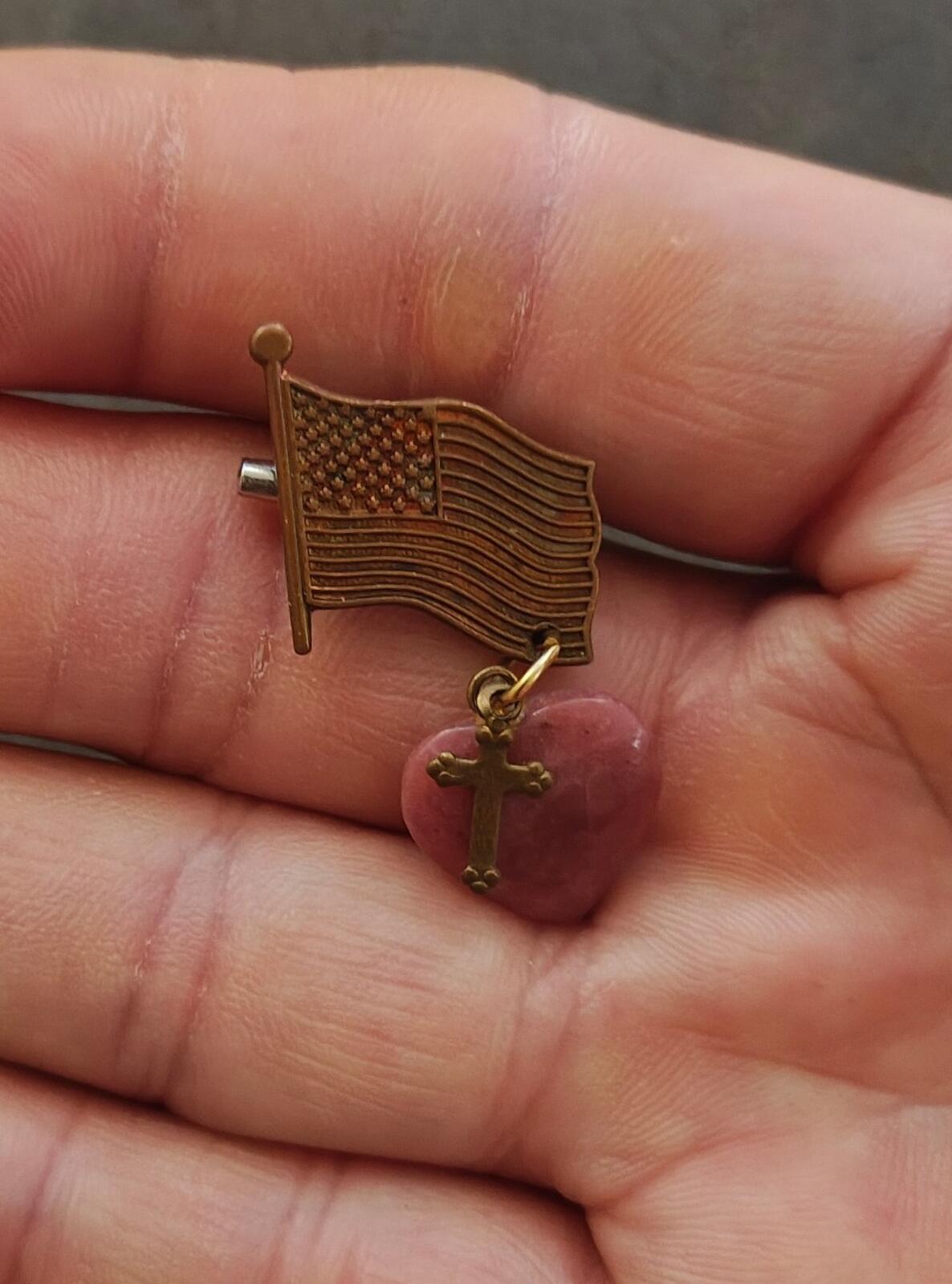 80s Gold Tone Patriotic & Religious American Flag With Heart Cross Charm Brooch