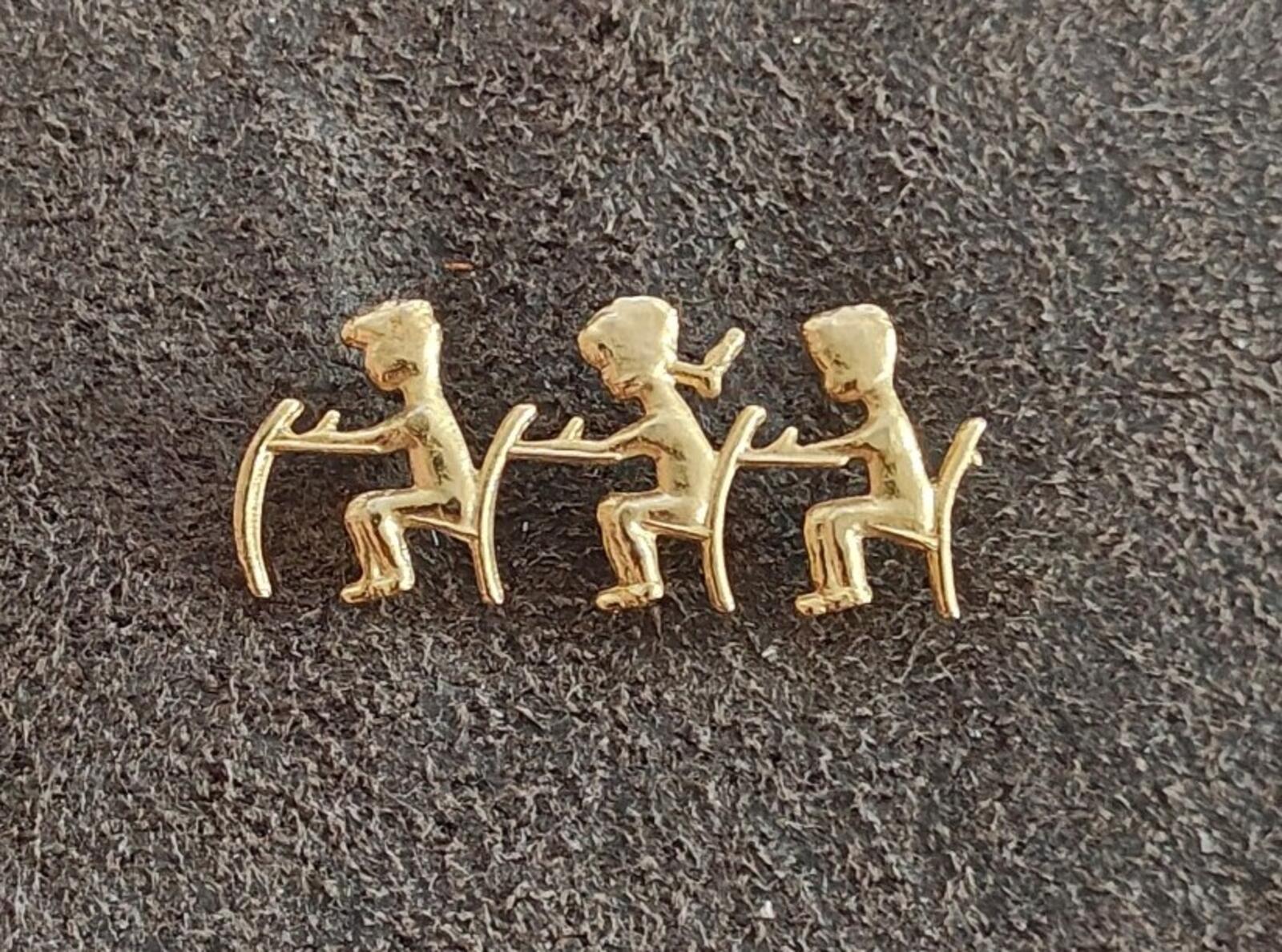1980s Teacher Appreciation Gold Tone Pin