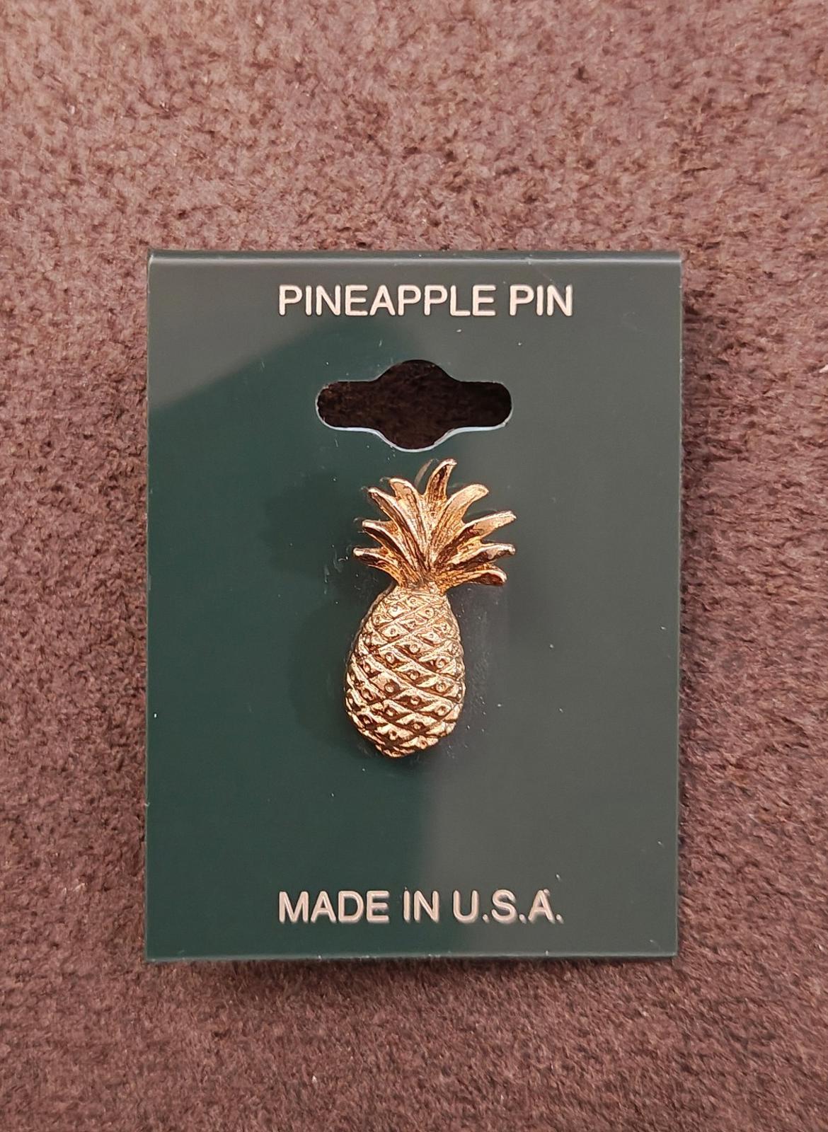 1980s Vintage Gold Tone Textured Pineapple Pin New On Card