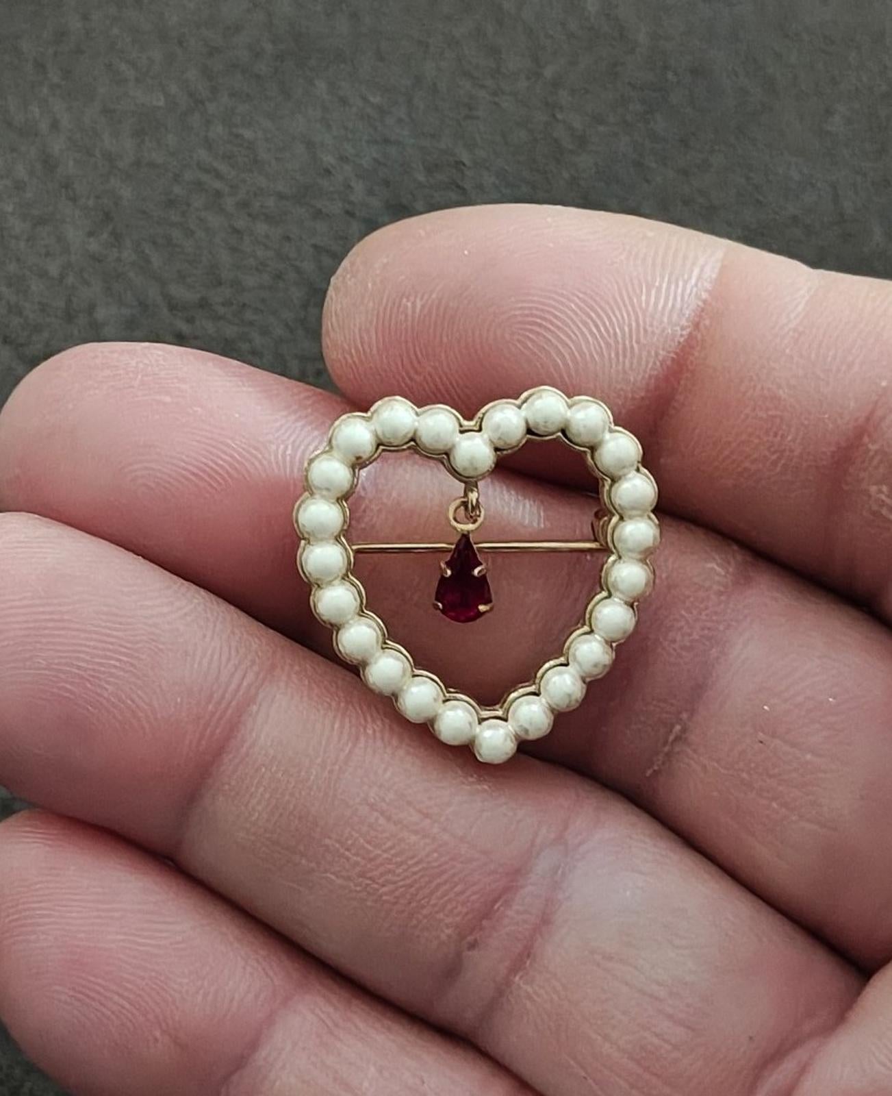 1984 Avon Faux Pearls Heart With a Red Teardrop Shaped Rhinestone Brooch