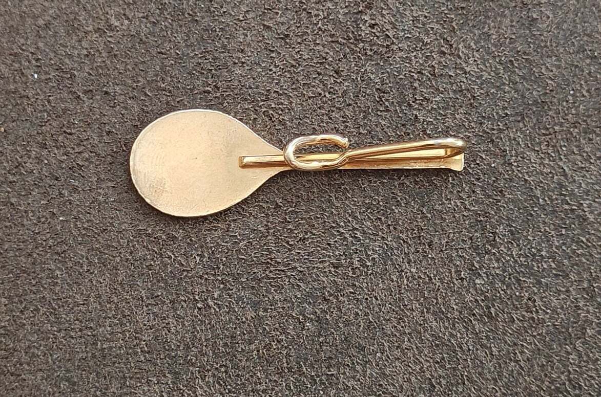 1960s Gold Tone Tennis Racket Wire Loop Tie Bar Clip