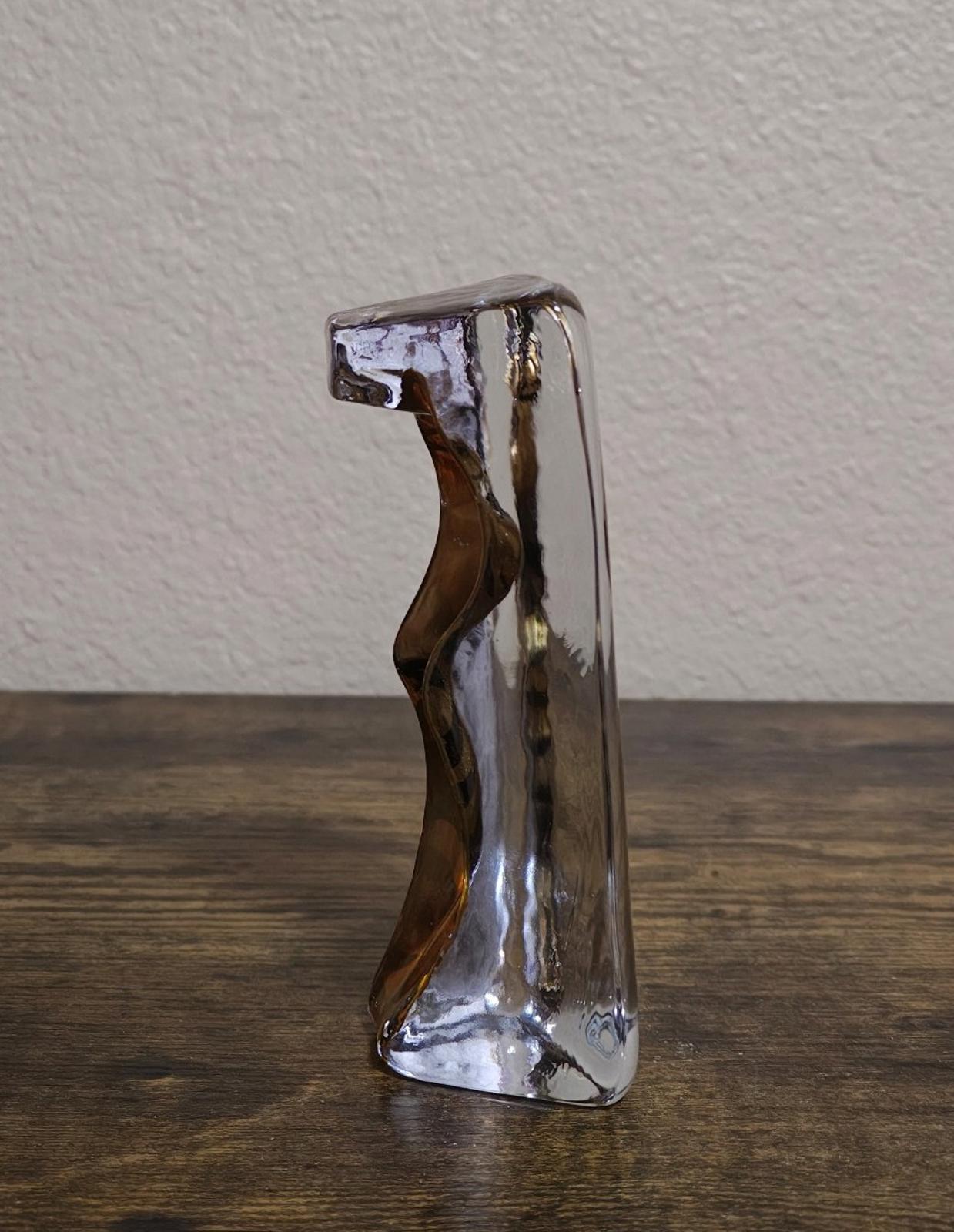 Clear cat paperweight figurine, slender side view with gold and black pattern