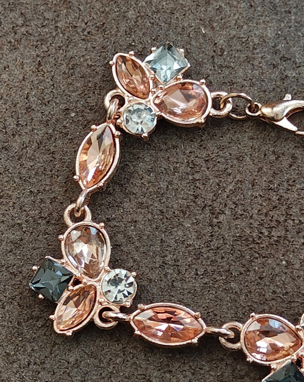 Pretty Paparazzi Rose Gold Floral Bracelet