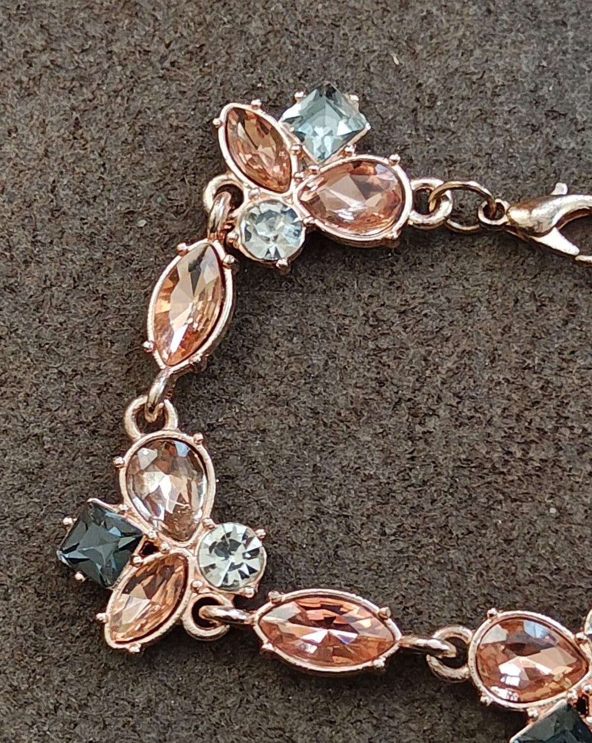 Pretty Paparazzi Rose Gold Floral Bracelet
