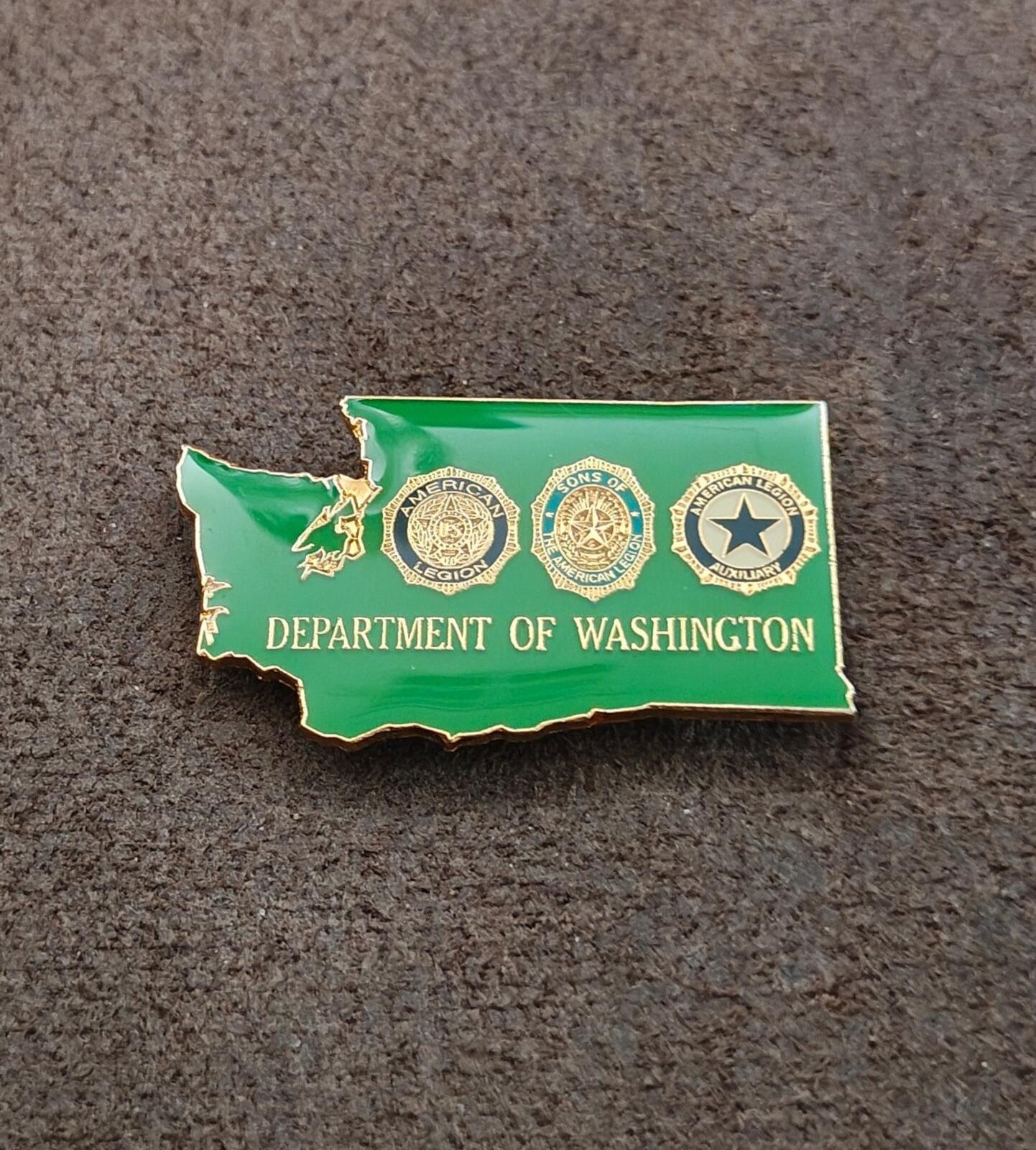 1990s American State Of Washington Gold Tone Green Enamel Pin