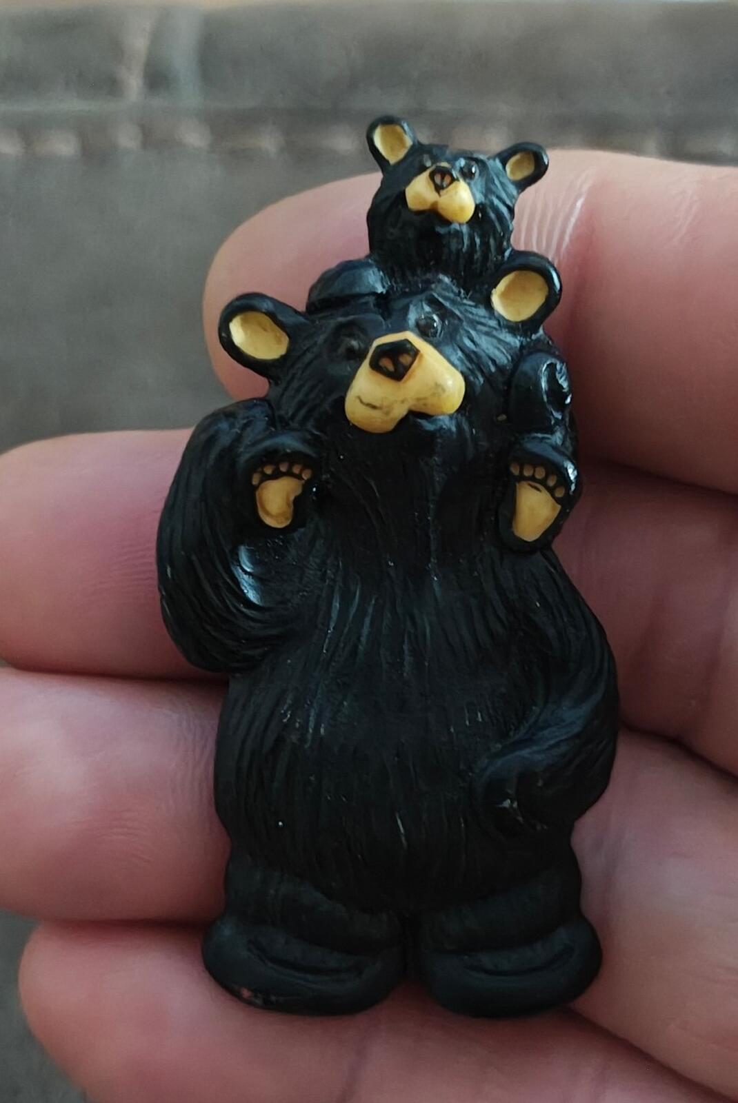 1980s Mama Bear & Baby Black Bear Plastic Pin