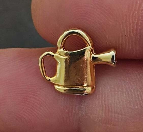 Plant Watering Can/Pitcher Pin