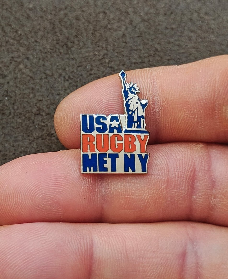 1980s/90s USA Rugby Met NY Statue of Liberty Pin
