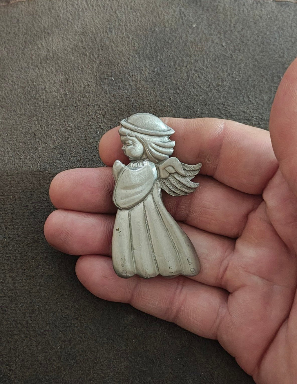 1986 Hampshire Pewter Angel Brooch.
