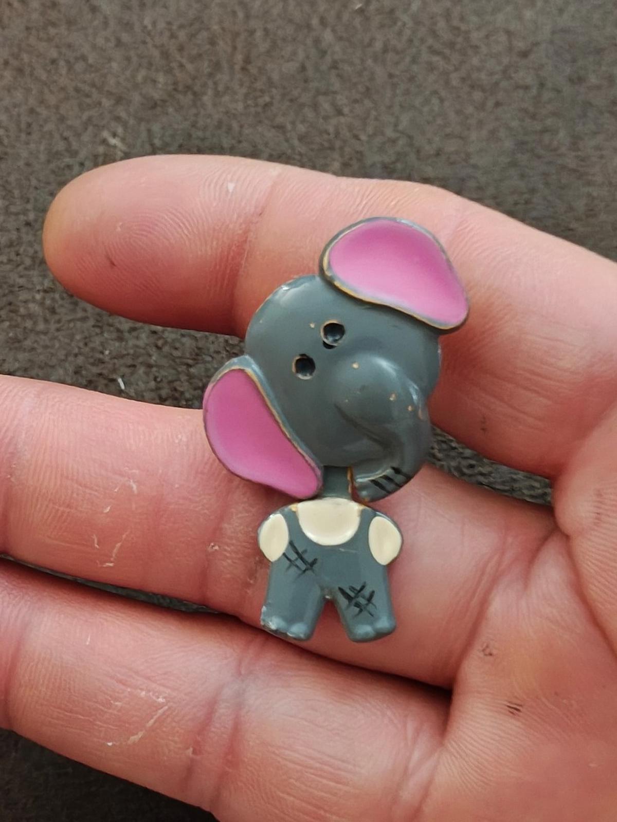1970s/80s Metal Articulated Grey, White and Pink Enamel Elephant Brooch