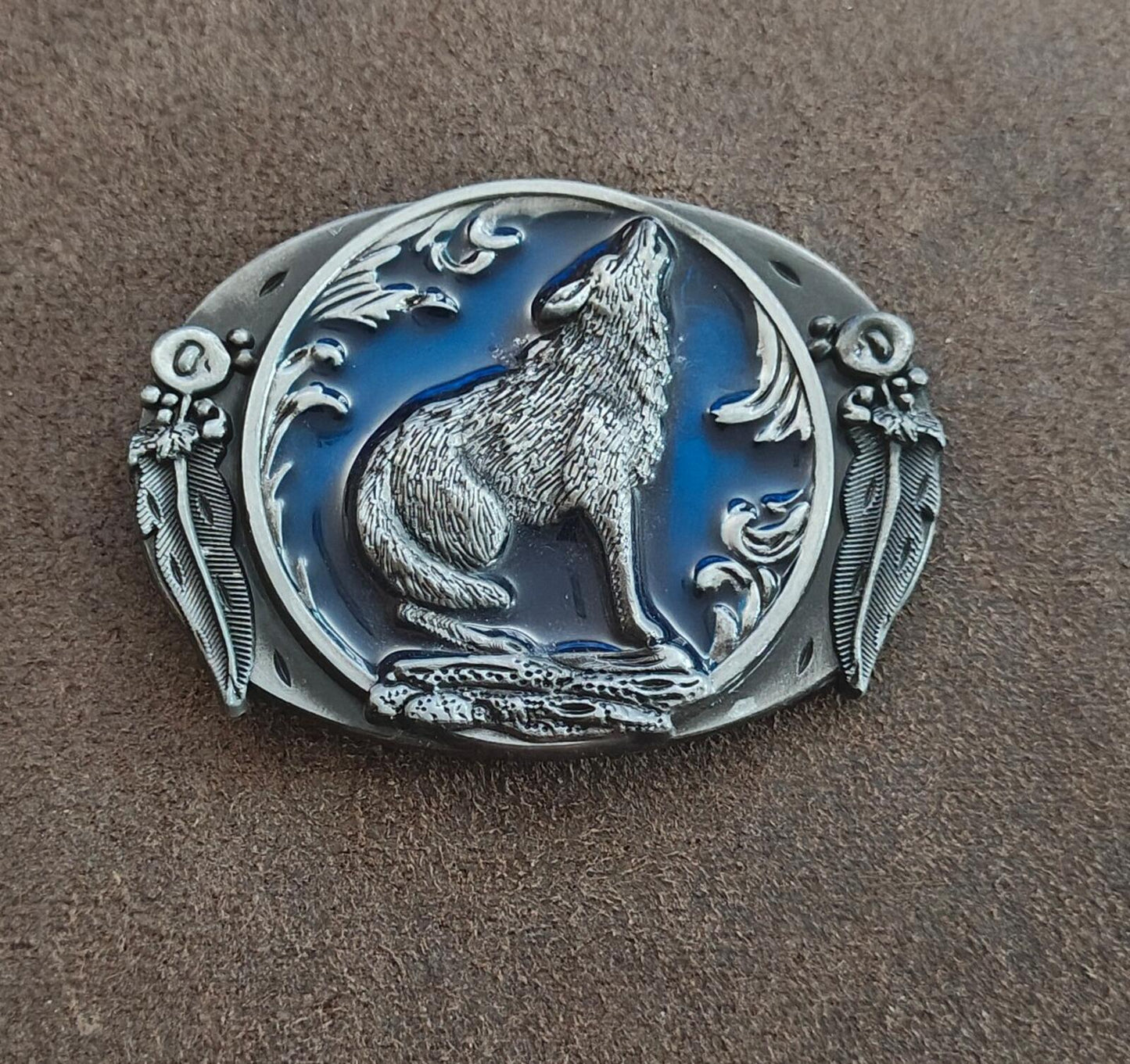 Western Style 3D Howling Wolf Pewter Belt Buckle