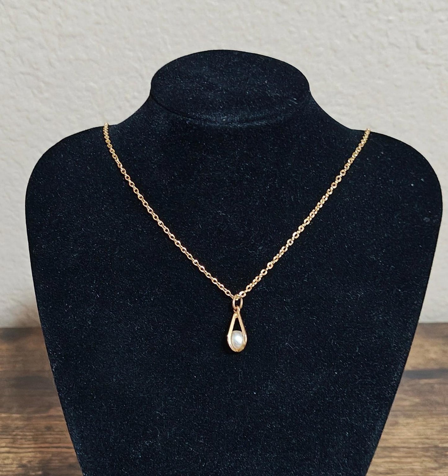 1960's Gold Tone Caged Teardrop Faux Pearls Necklace & Earrings Set