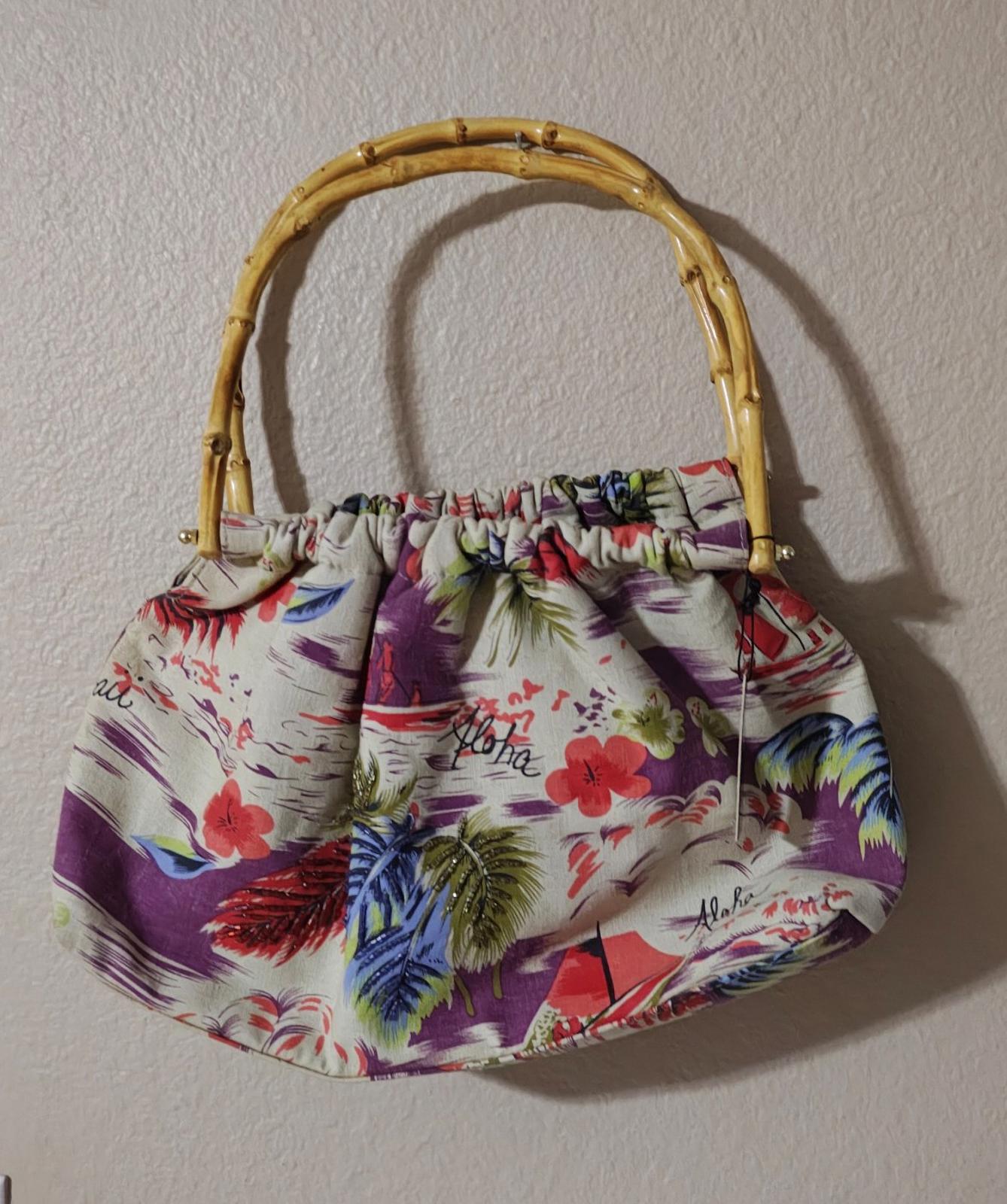 Pretty XOXO Hawaiian Tiki Tropical Retro Cloth Handbag/Purse Like New With Tags.