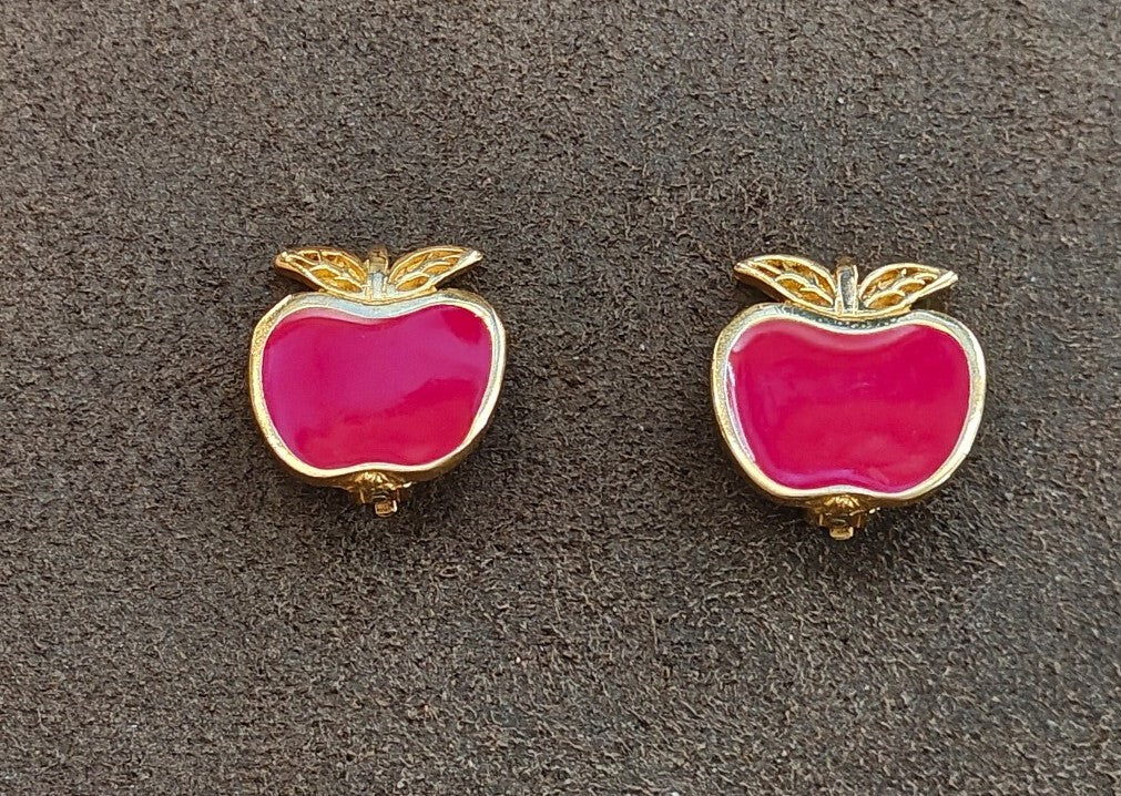 1989 Mimi di N Gold Tone Red Enamel Apple Clip Earrings