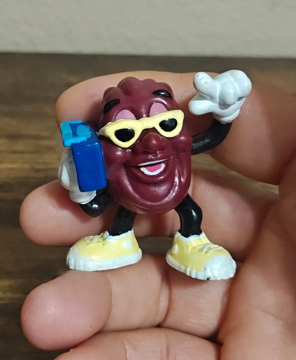 1988 Captain Toonz California Raisin With Boombox Figurine