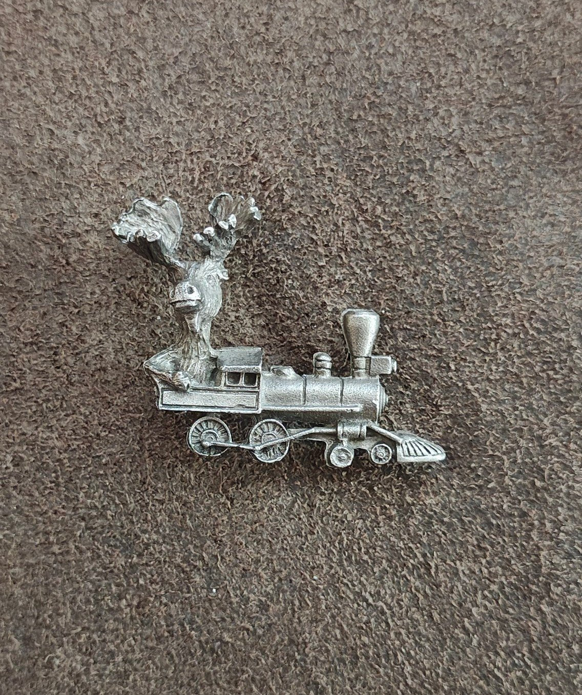 1980s/90s Rare Moose Riding a Locomotive Train Pewter Pin