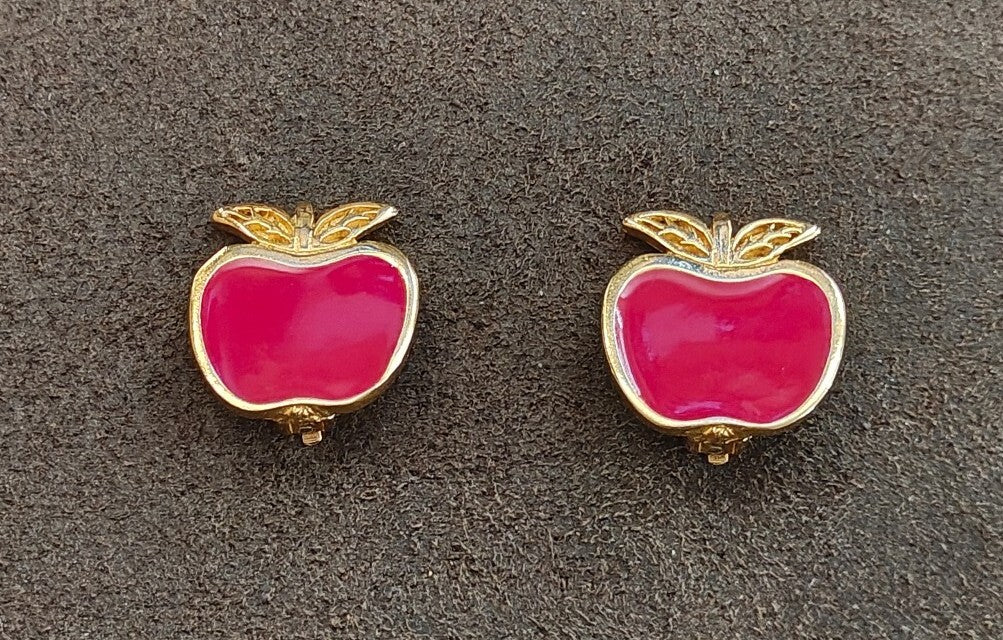 1989 Mimi di N Gold Tone Red Enamel Apple Clip Earrings