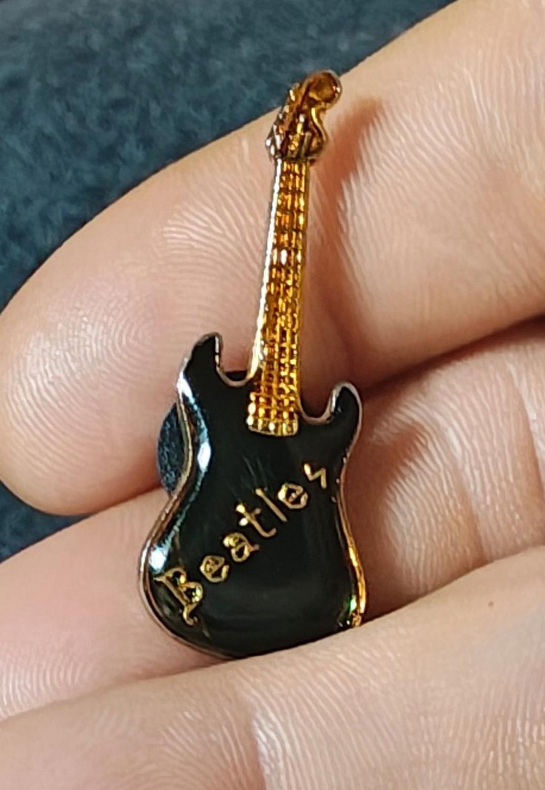 1980s Gold Tone The Beatles Black Enamel Guitar Pin