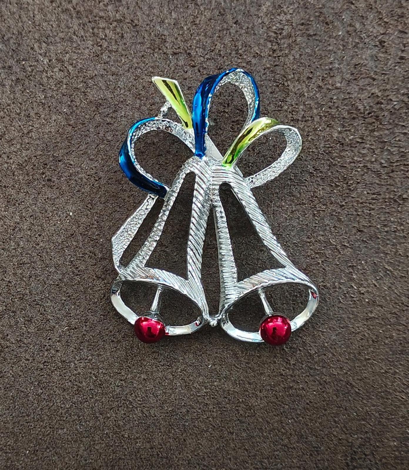 1960s Gerry's Christmas Bells Gold Tone Textured Brooch Pin
