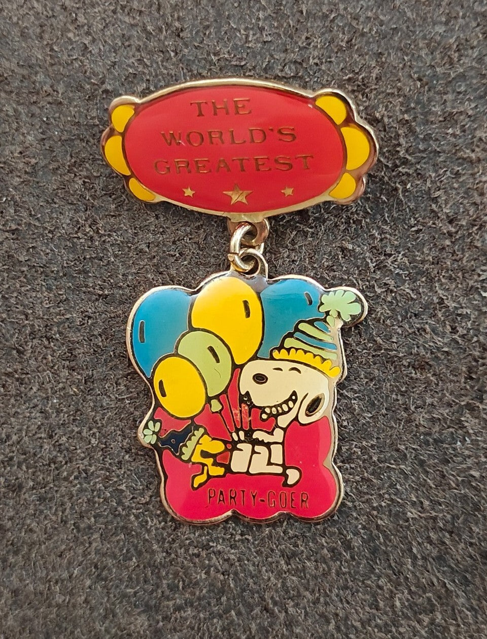 1970s/80s Peanuts Snoopy "World's Greatest Party-Goer" Award Dangle Pin