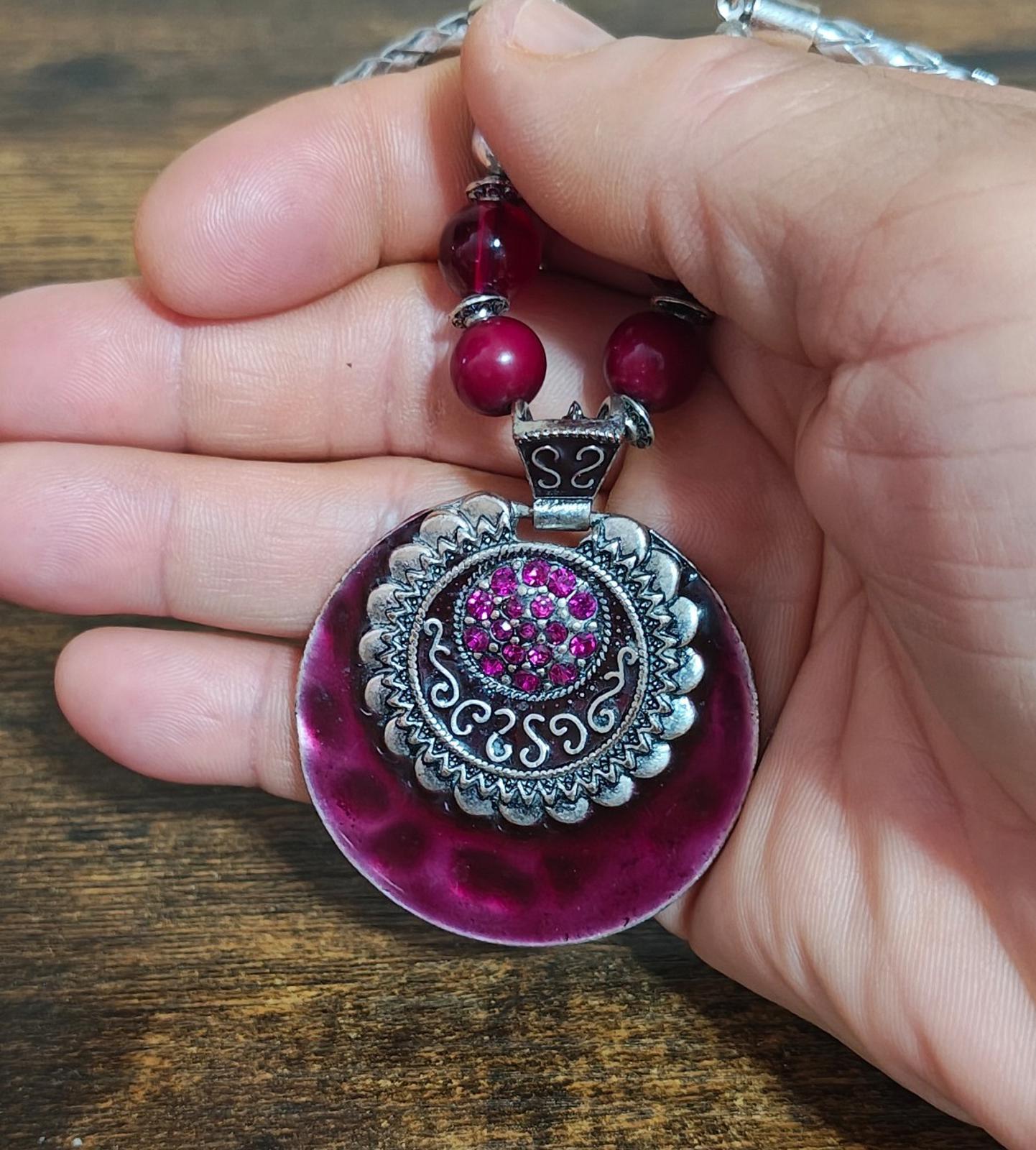 Silver Tone Braided Plastic Chain With Round Burgundy Pendant and Beaded Accents