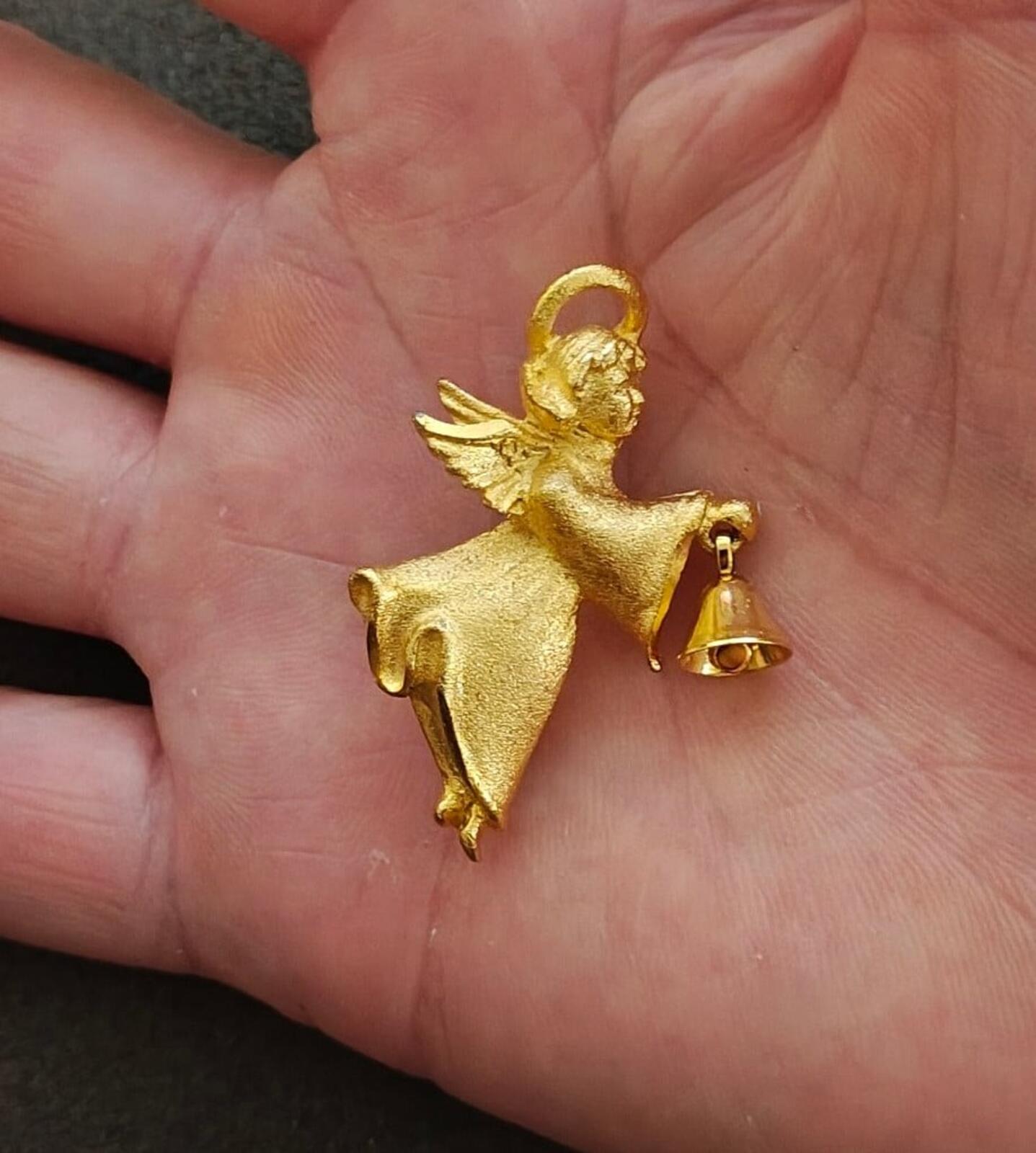 1980s Robyn Rush Angel With Bell Gold Tone Pin/Brooch.