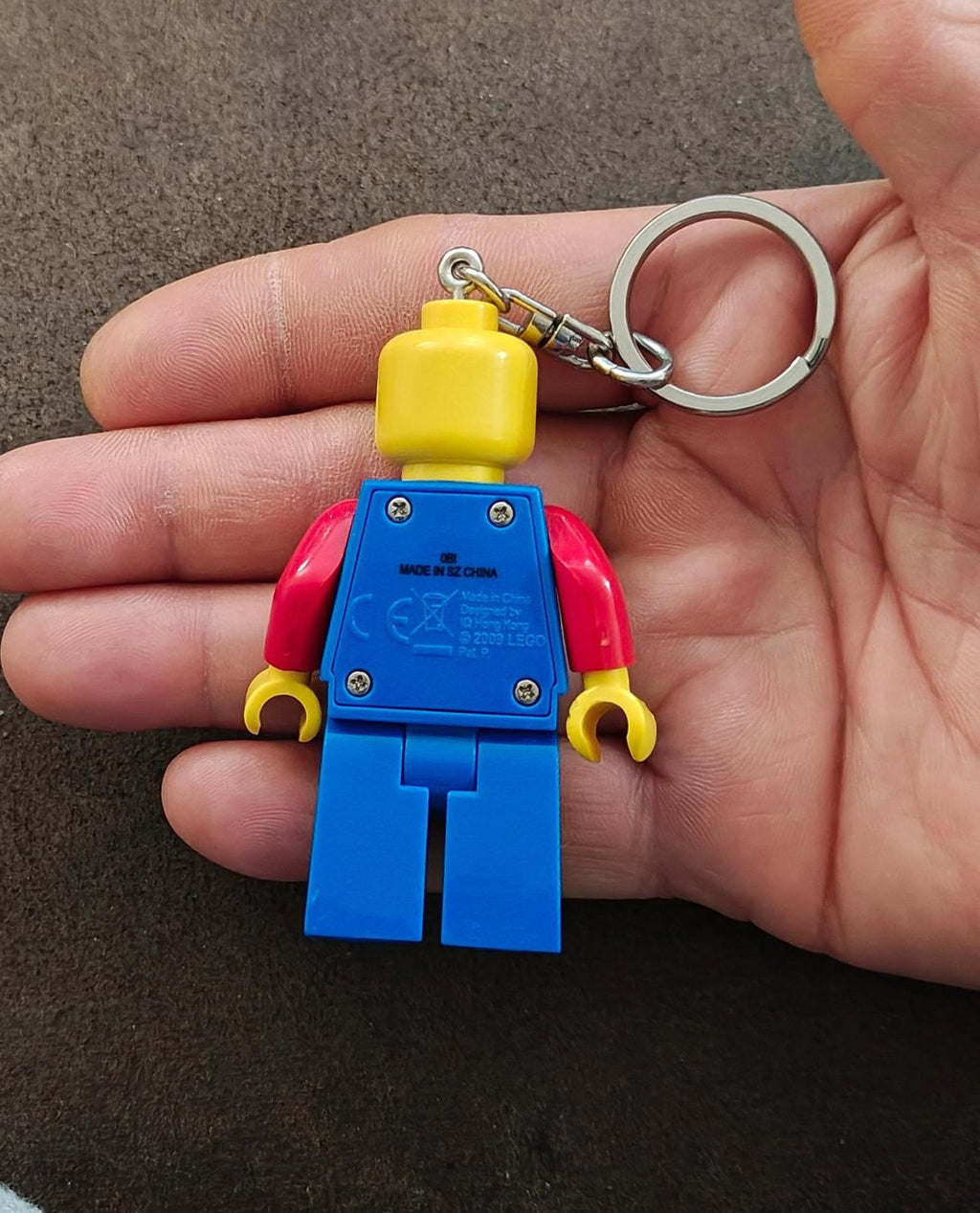 Rare 2009 LEGO Minifigure Key Light Keychain